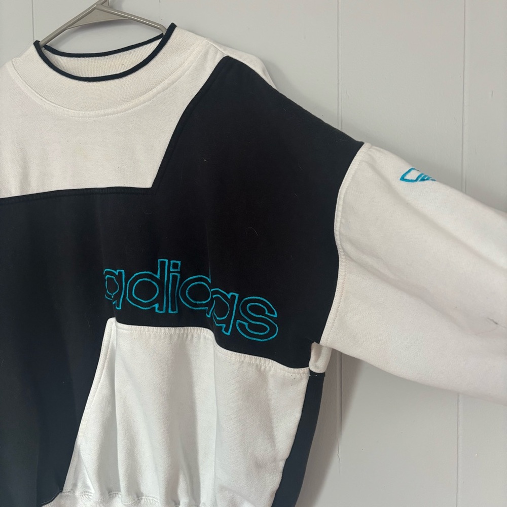Vintage 80’s Adidas Black and White Crewneck with Teal Accents